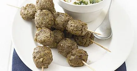 Lamb kebabs with fennel & cucumber slaw
