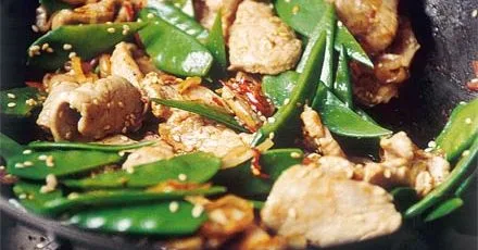Свинина з лимоном, чилі та кунжутом, з манджутом