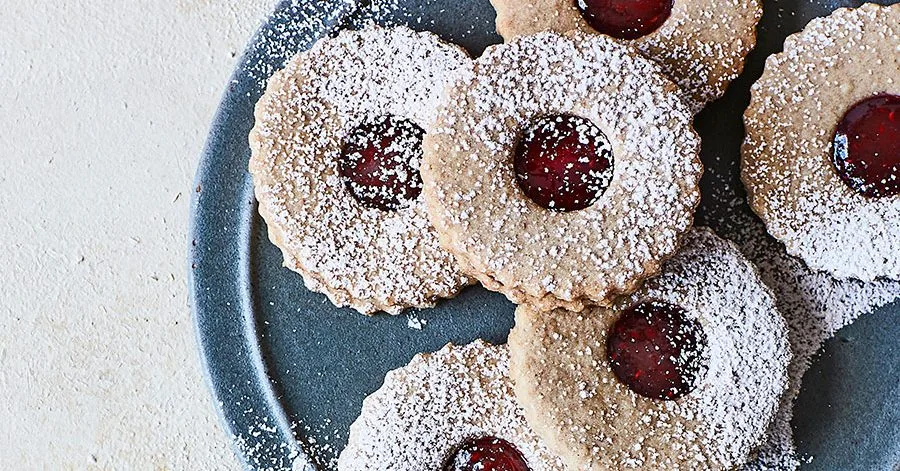 Linzer cookies