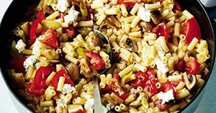 Макарони з сиром і грибами