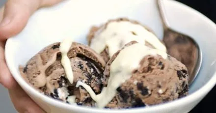 Malt chocolate ice cream with Oreo cookie crunch