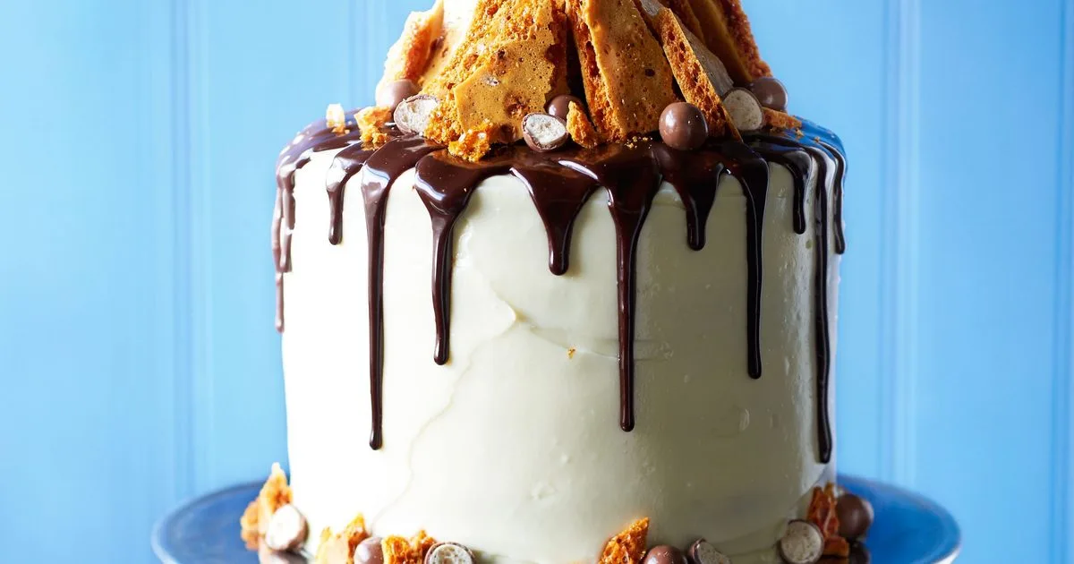 Chocolate drip cake