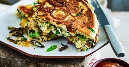 Mango chutney & cheese naan toastie