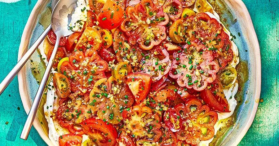 Маринований томатний салат