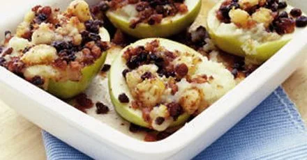 Marzipan & mincemeat apples
