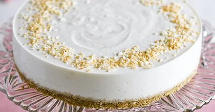 Mascarpone & pineapple cheesecake