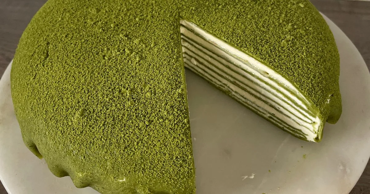 Matcha mille crêpe cake
