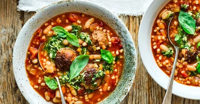 Meatball minestrone with pesto