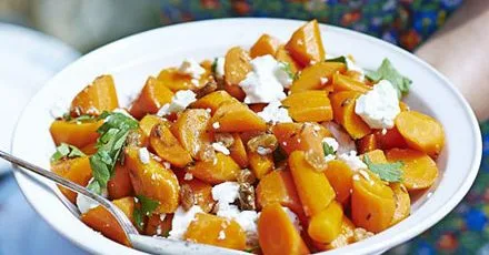 Middle Eastern carrot & feta salad