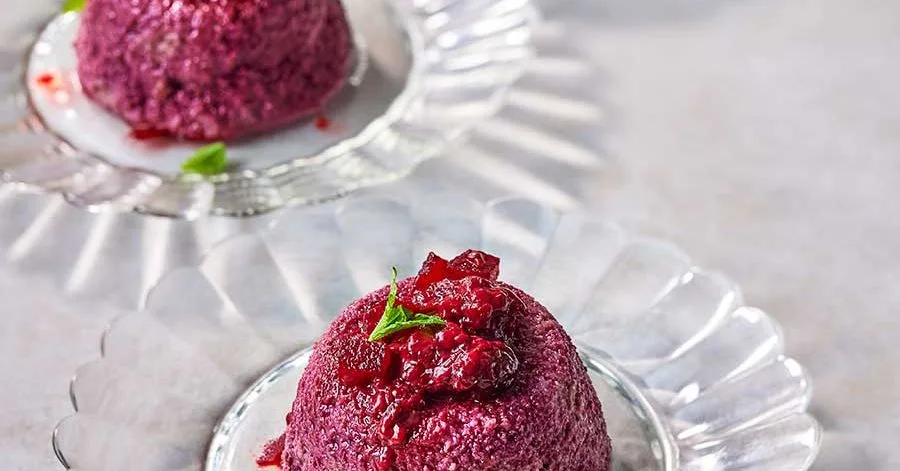 Mini apple & blackberry puddings