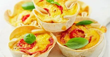 Mini pizza quiches