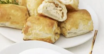 Mini salmon & dill puffs