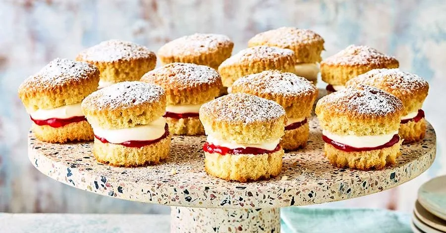 Mini victoria sponge cakes