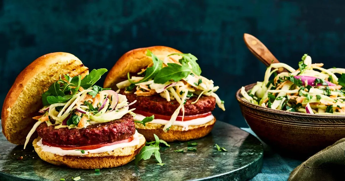 Monday night burgers & slaw