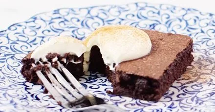 Mulled wine brownies