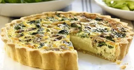 Mushroom & baby spinach tart