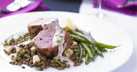 Mustard pork fillet with apple lentils & herb aioli