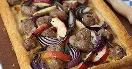 Mustard, sausage & apple tart