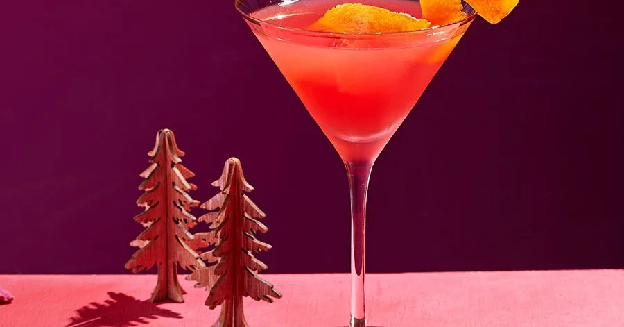 Next level cosmopolitan