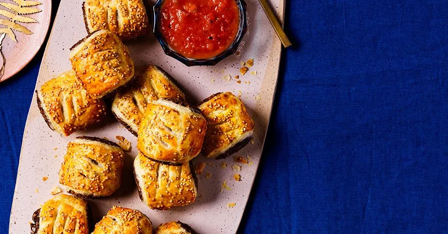 Nut roast rolls