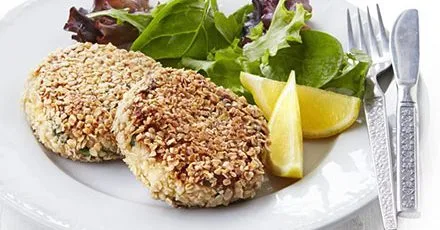 Oaty mackerel & horseradish fish cakes
