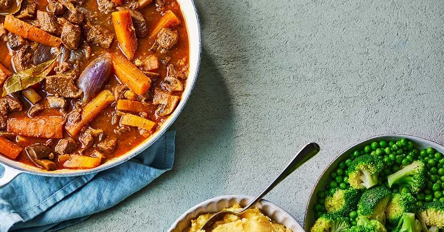 One-pan beef stew with vegetable mash