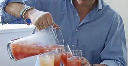 Orange & cranberry spritz
