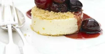 Orange crunch creams with warm cherries