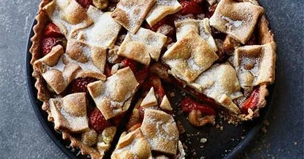 Patchwork strawberry & gooseberry pie