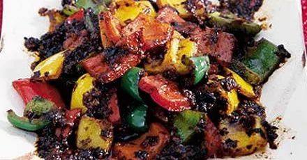 Peppers with black beans