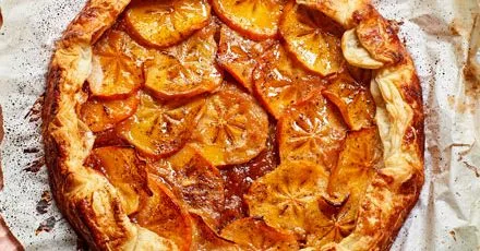 Persimmon & membrillo galette