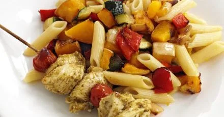 Pesto chicken kebabs with roasted veg pasta