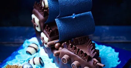 Pirate ship and treasure island cake