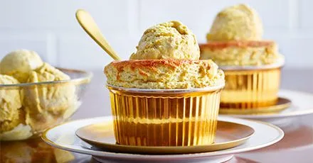 Фісташкове суфле з фісташковим морозивом