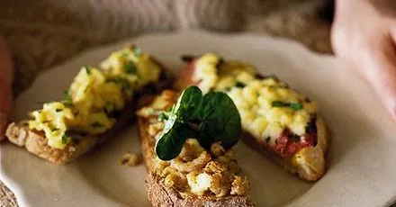Potted shrimps & watercress on toast