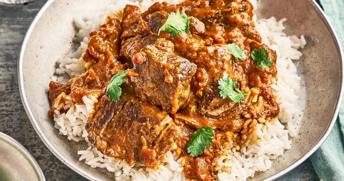 Pressure cooker beef curry