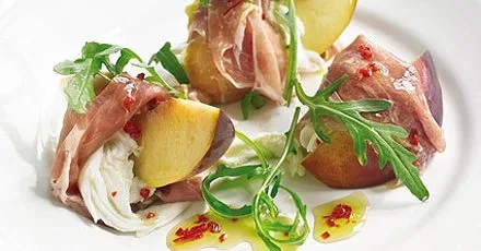 Prosciutto-wrapped peaches