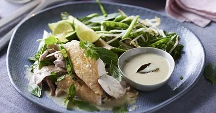 Pull-apart chicken with green curry & lime leaf dressing