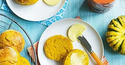 Pumpkin spice scones