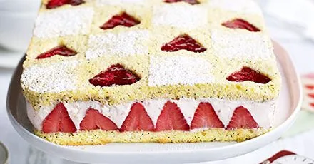 Queen of Hearts cake