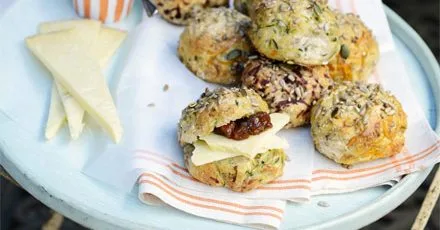 Vegetable bread rolls