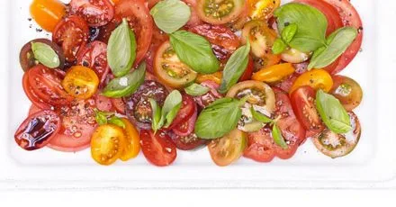 Rainbow tomato salad