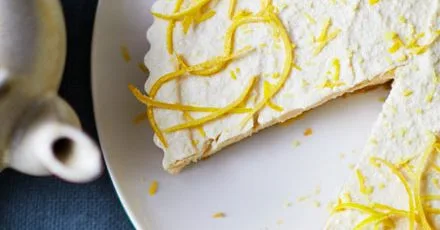 Веганський лимонний чізкейк без випікання
