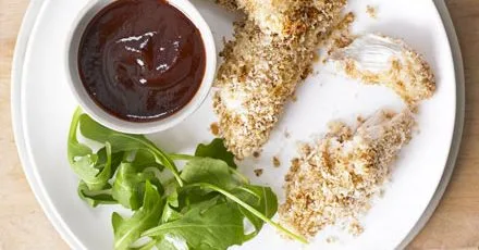 Real chicken nuggets with smoky BBQ sauce