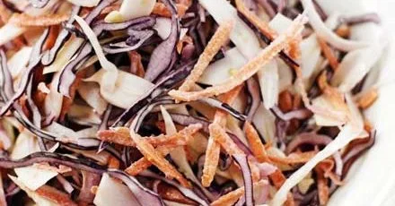 Red cabbage & fennel coleslaw