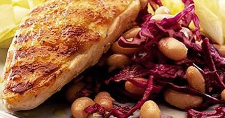 Red cabbage slaw with griddled chicken