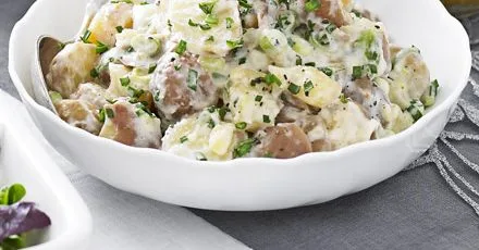 Red potatoes with horseradish & crème fraîche