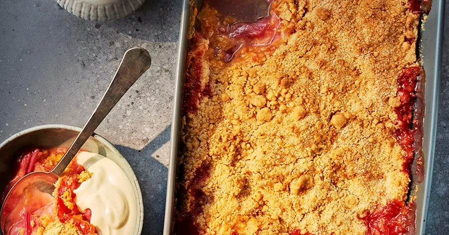 Rhubarb Crumble