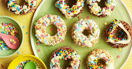 Rice pop doughnuts