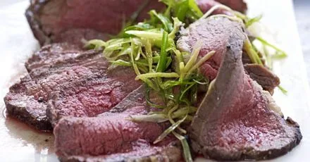 Roast beef sirloin with oyster sauce